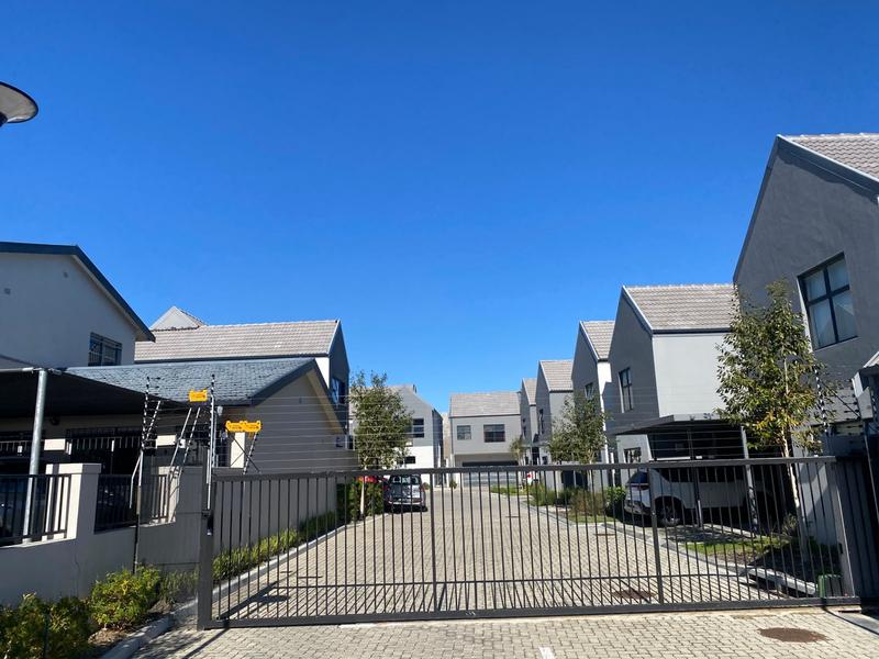 3 Bedroom Property for Sale in Silver Oaks Western Cape